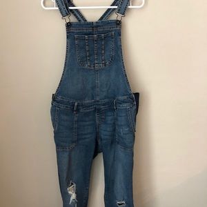 Maternity overalls